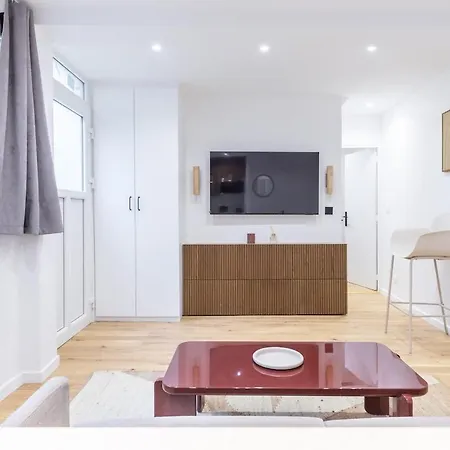 Apartment Stylish 4 Stars Near Montmartre & Metro *